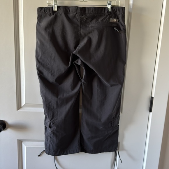 The North Face outdoor capri pants - Picture 5 of 14
